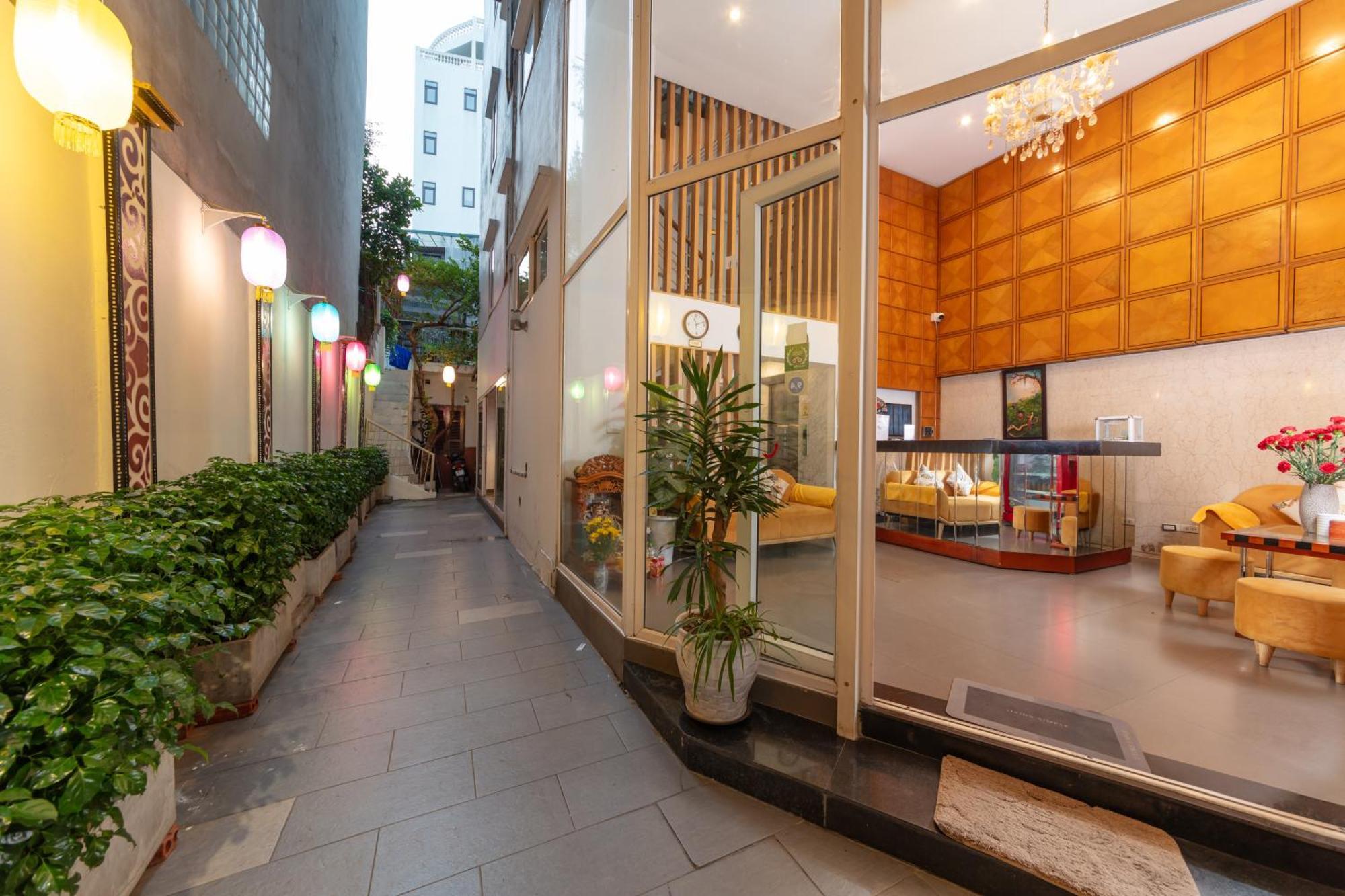 Golden Sunshine Villa Hotel And Travel Hanoi Exterior photo