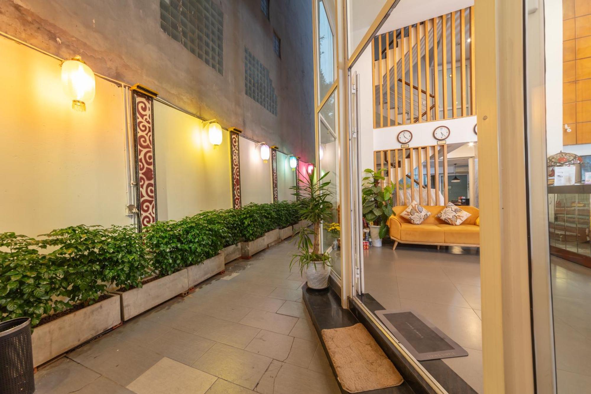 Golden Sunshine Villa Hotel And Travel Hanoi Exterior photo